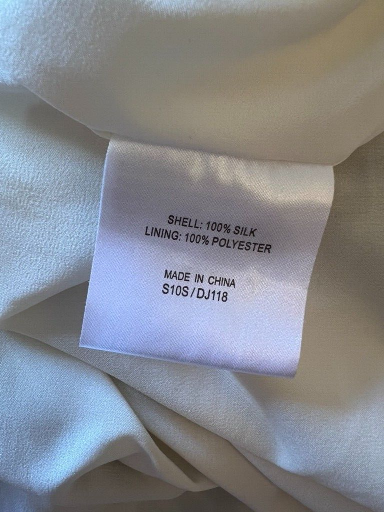 661828