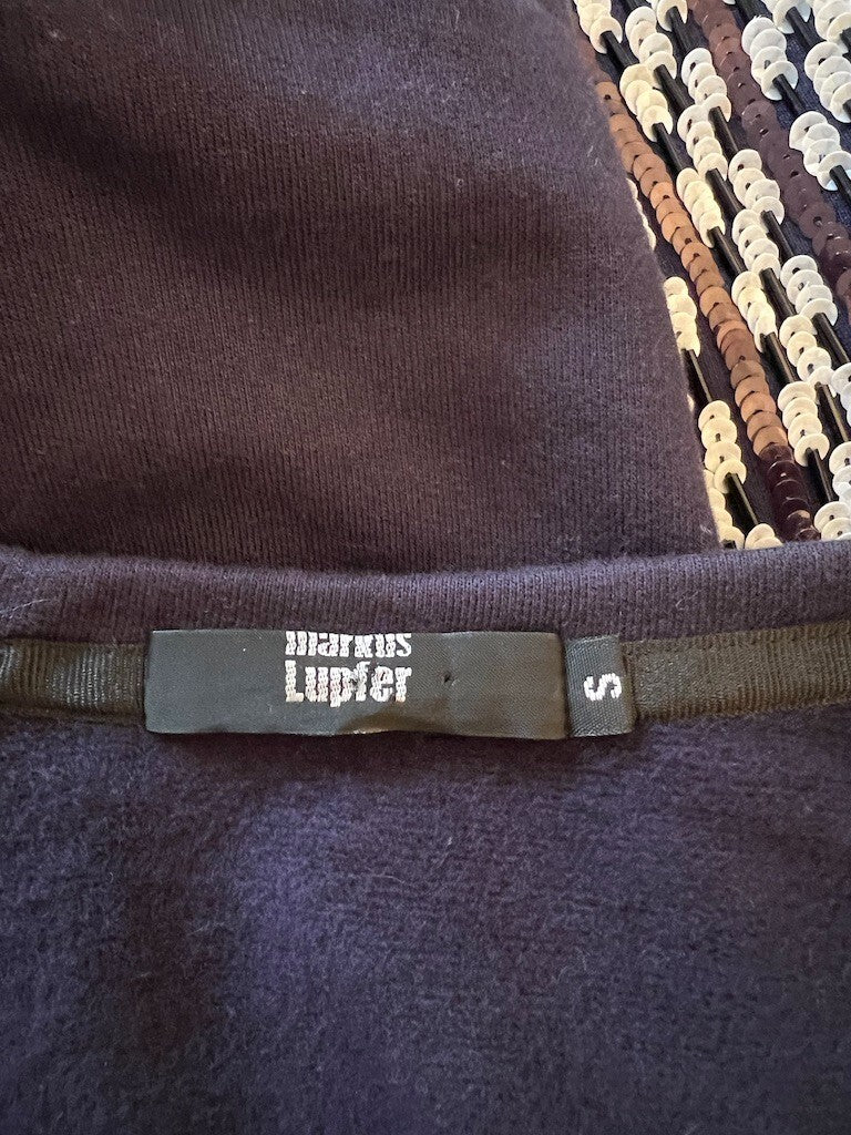 661757