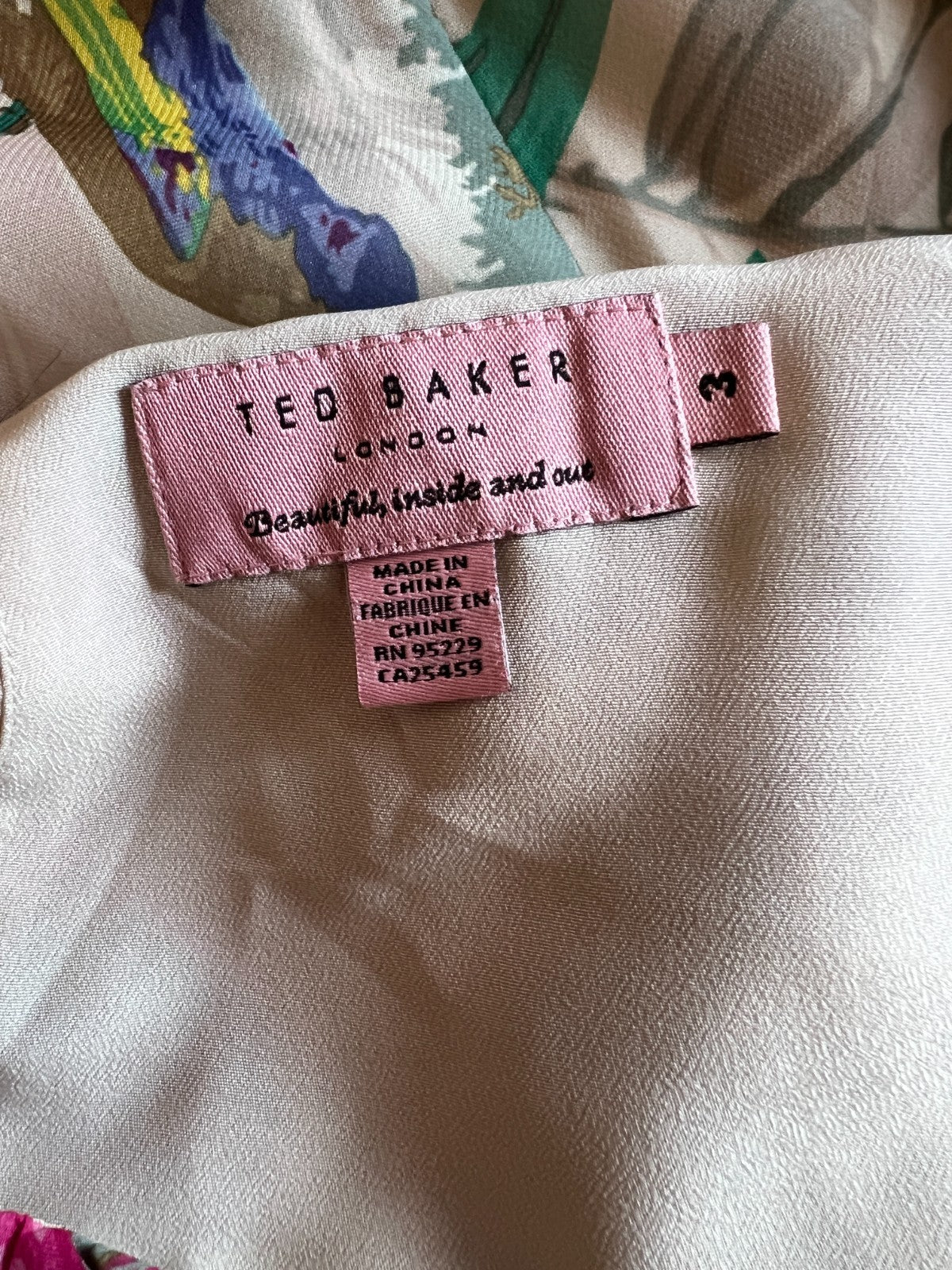662043