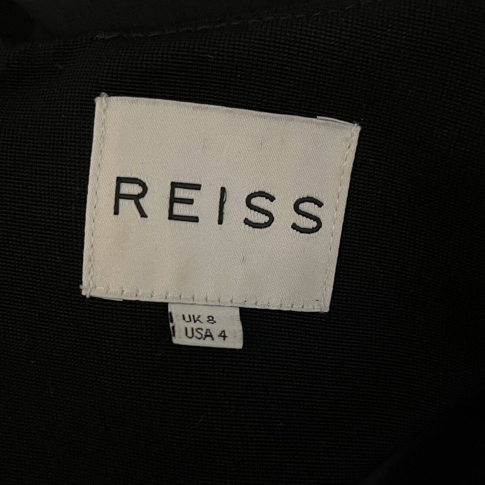 661633