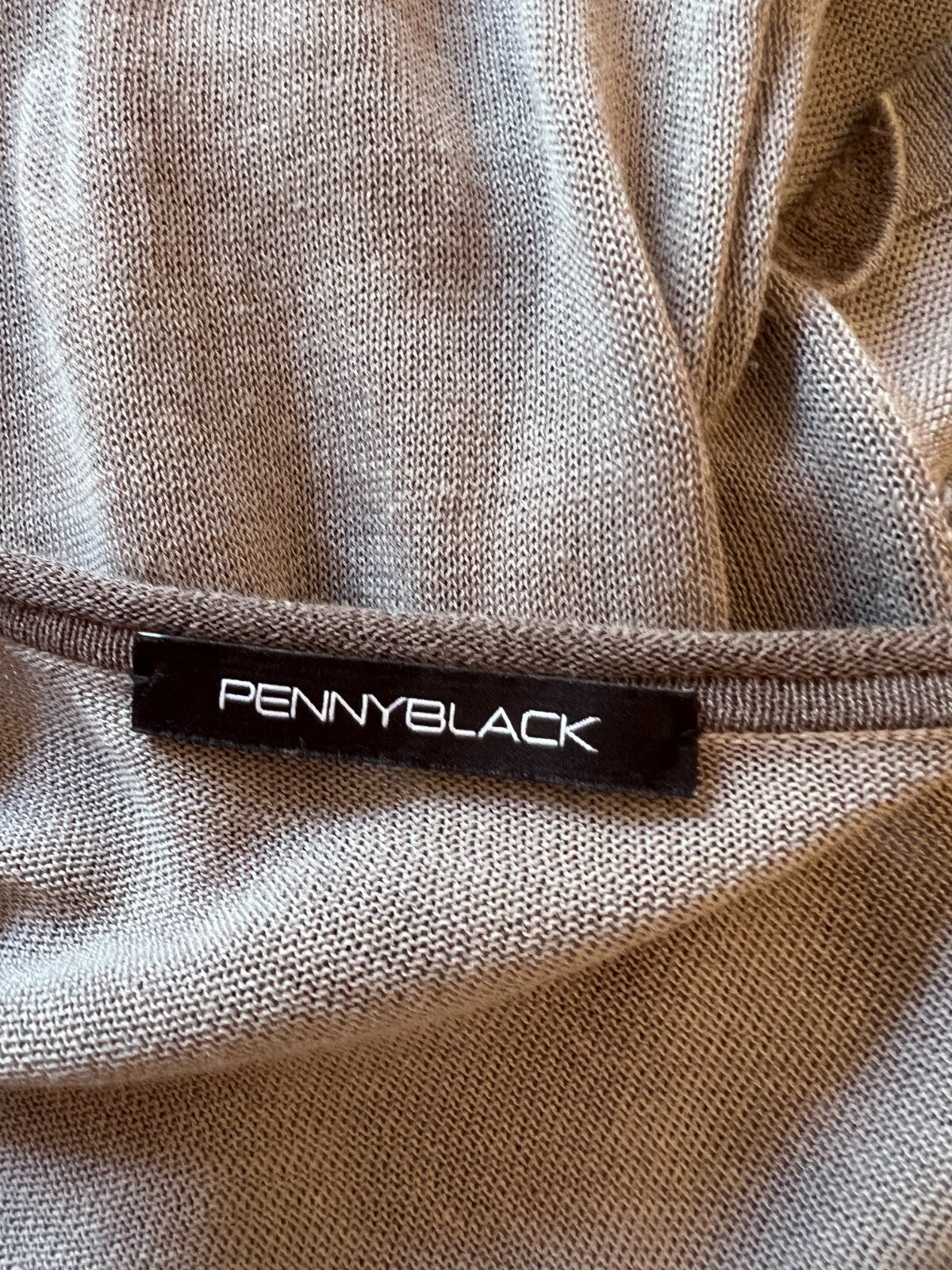 661767