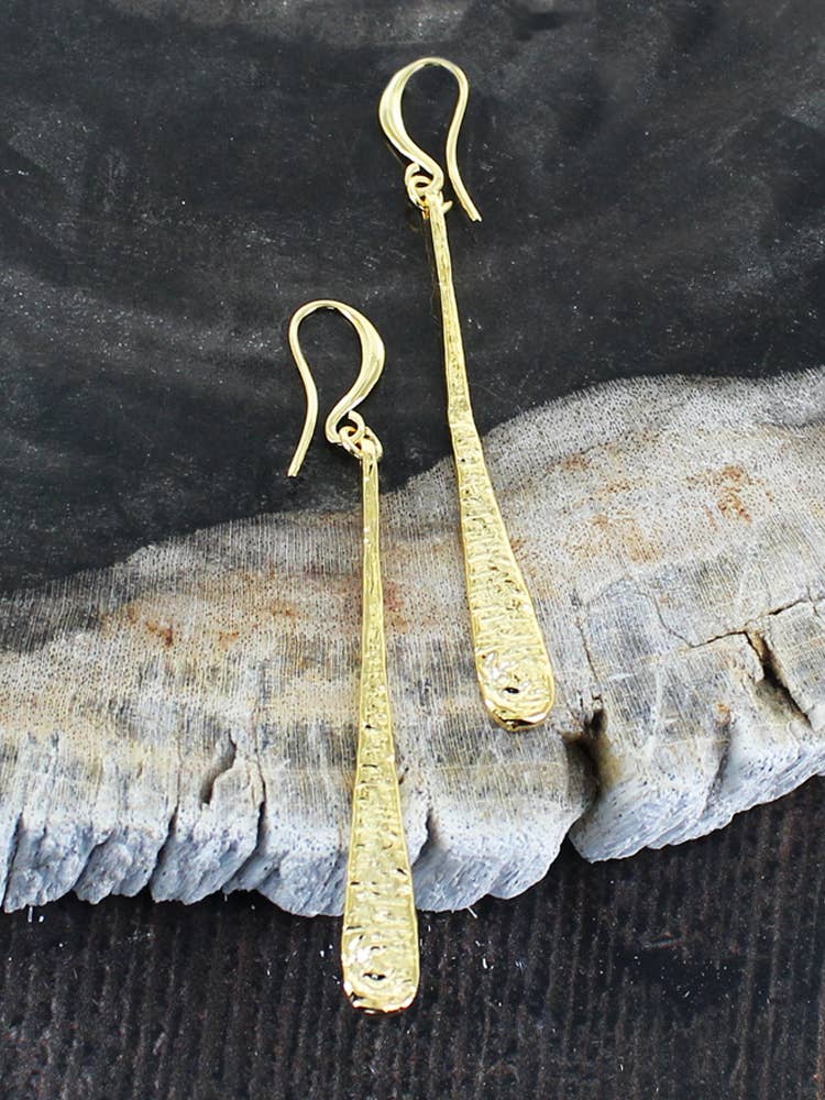 BEATEN TEARDROP EARRINGS [GOLD PLATE]