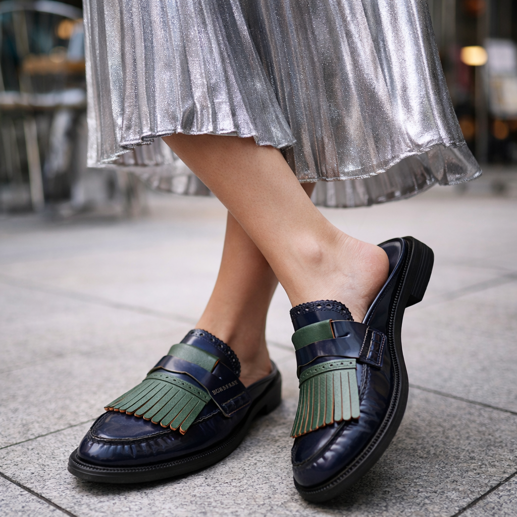 Burberry London Beckshell Navy Green Patent Leather Fringe Loafer Mules UK 4