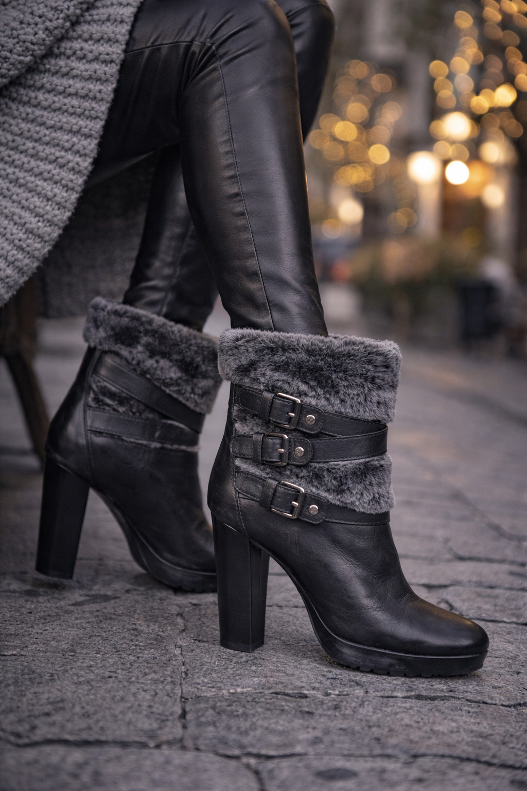 Russell & Bromley X Stuart Weitzman Buckle Faux Fur Lined Boots UK 5