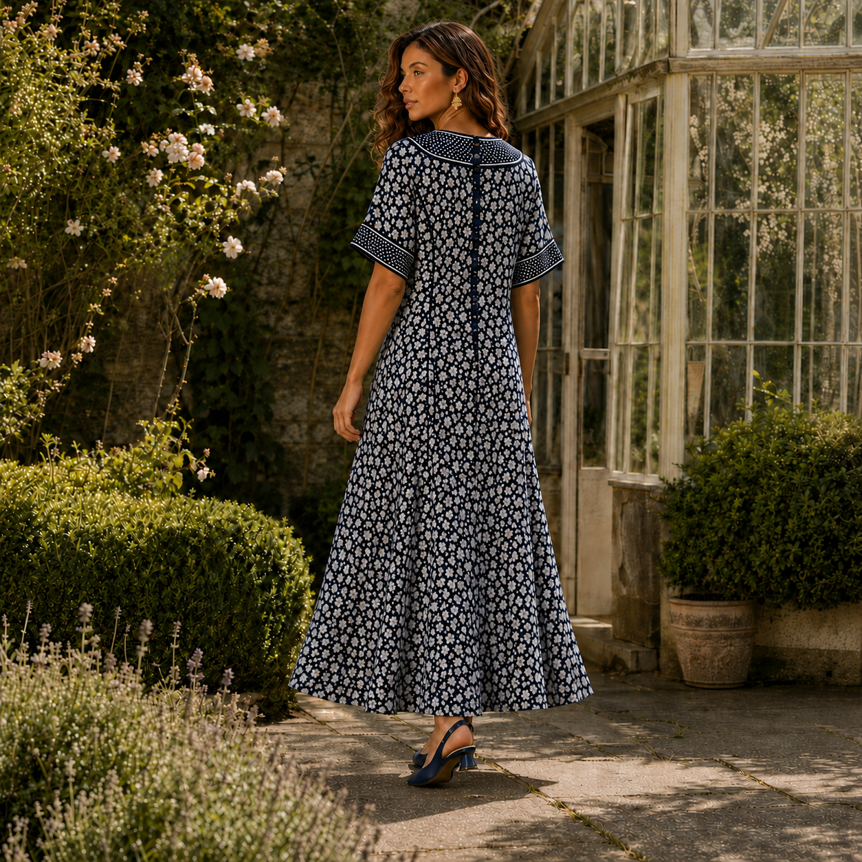 Vintage AnnaBelinda Oxford Navy & White Floral Dress UK 14/16