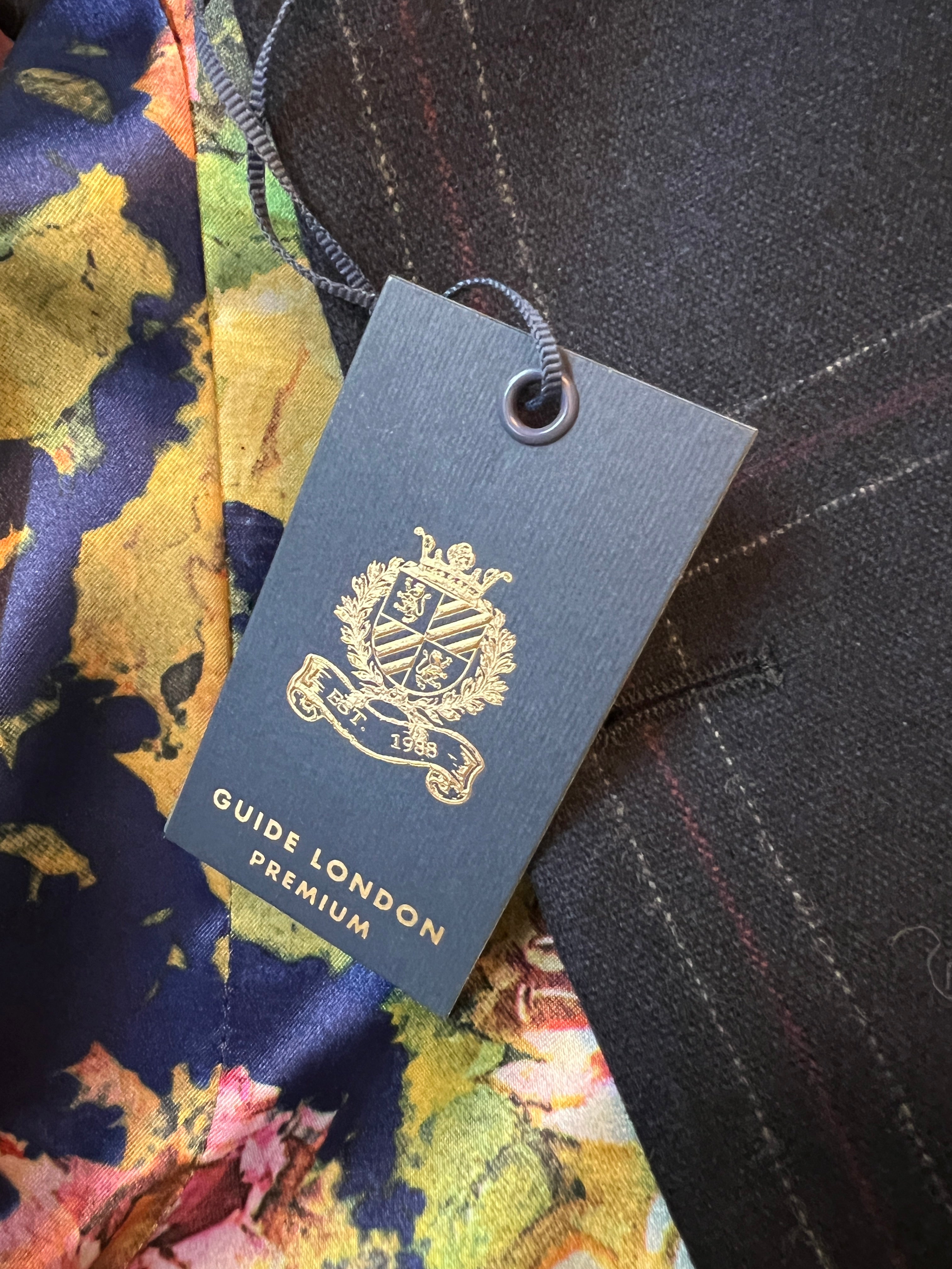 Guide London Modern Tailored Blazer Size M